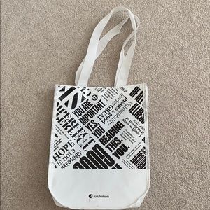 Lululemon bag